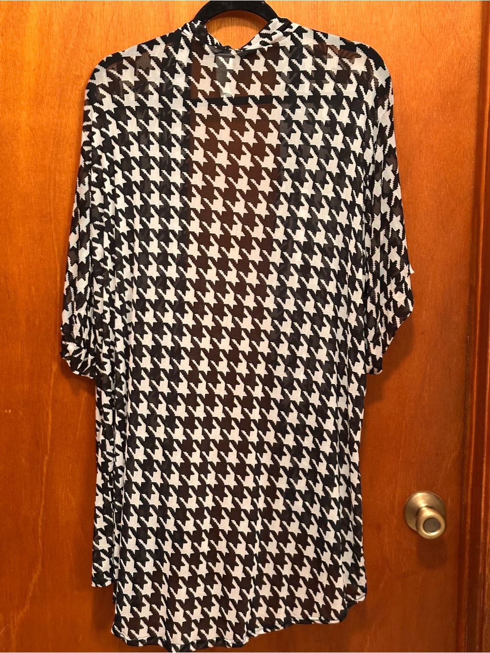 Black & White Houndstooth Open-Front Cape